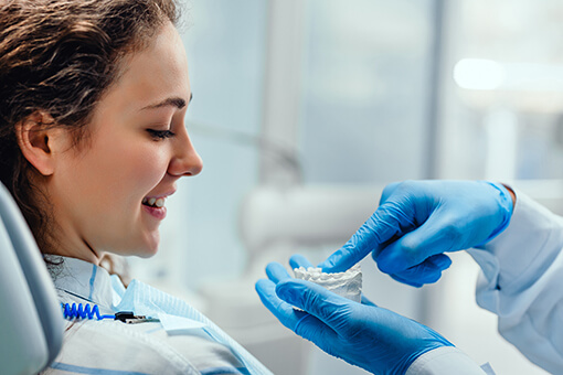 dentist explaining to patient (1)