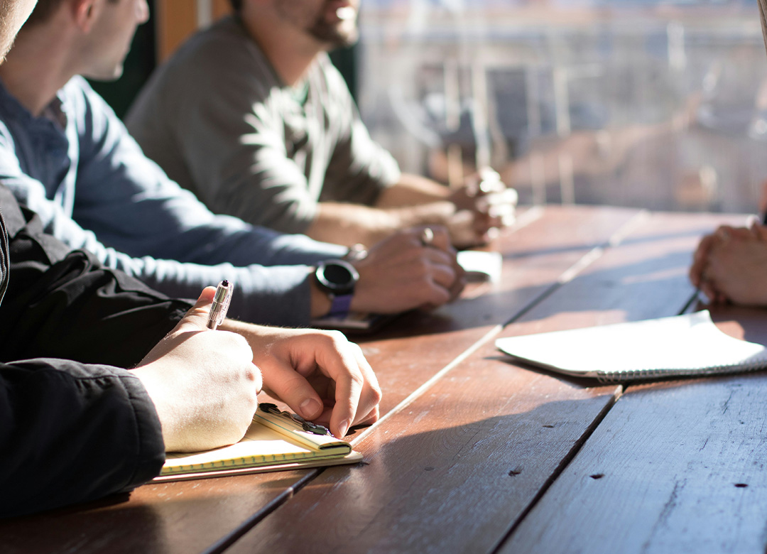 Service-img-consulting marketing consultant agency strategizing with clients
